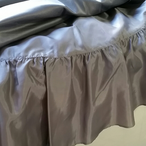 Banana Republic Silk Skirt - Picture 4 of 5